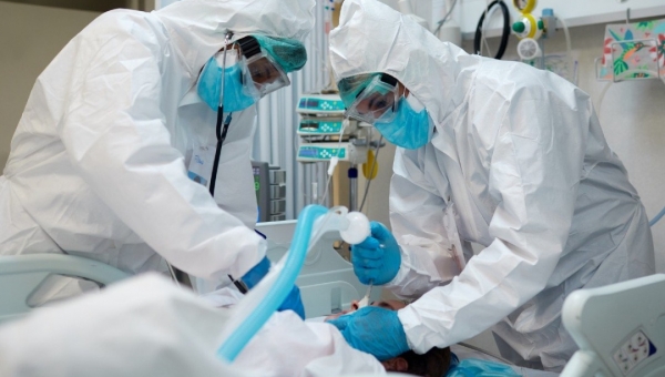 Justiça atende pedido do MP e garante fornecimento de “kit intubação” a pacientes do SUS no Hospital Santa Juliana